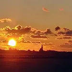 特克塞尔瓦卡蒂度假屋 度假居 *